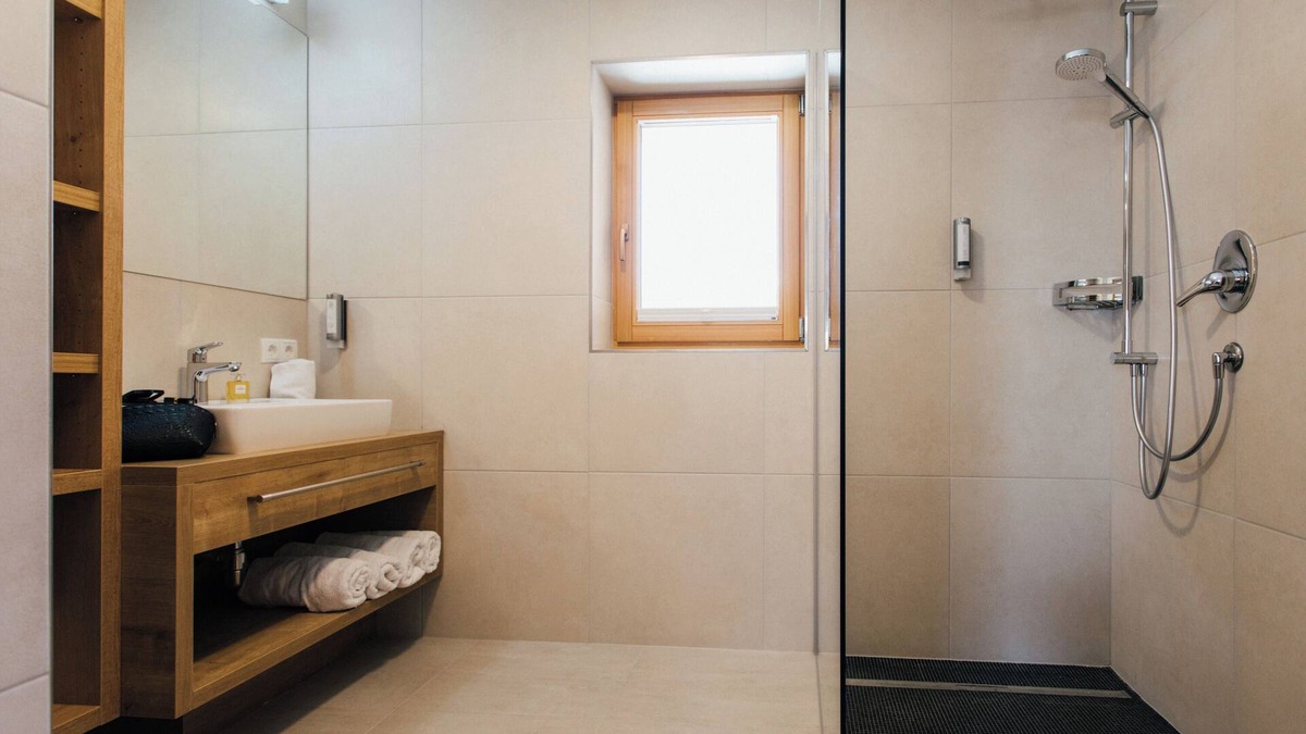Landeck Apartment | Apartment with 2 bedrooms Boutique Apartment Sonnenhang with pool