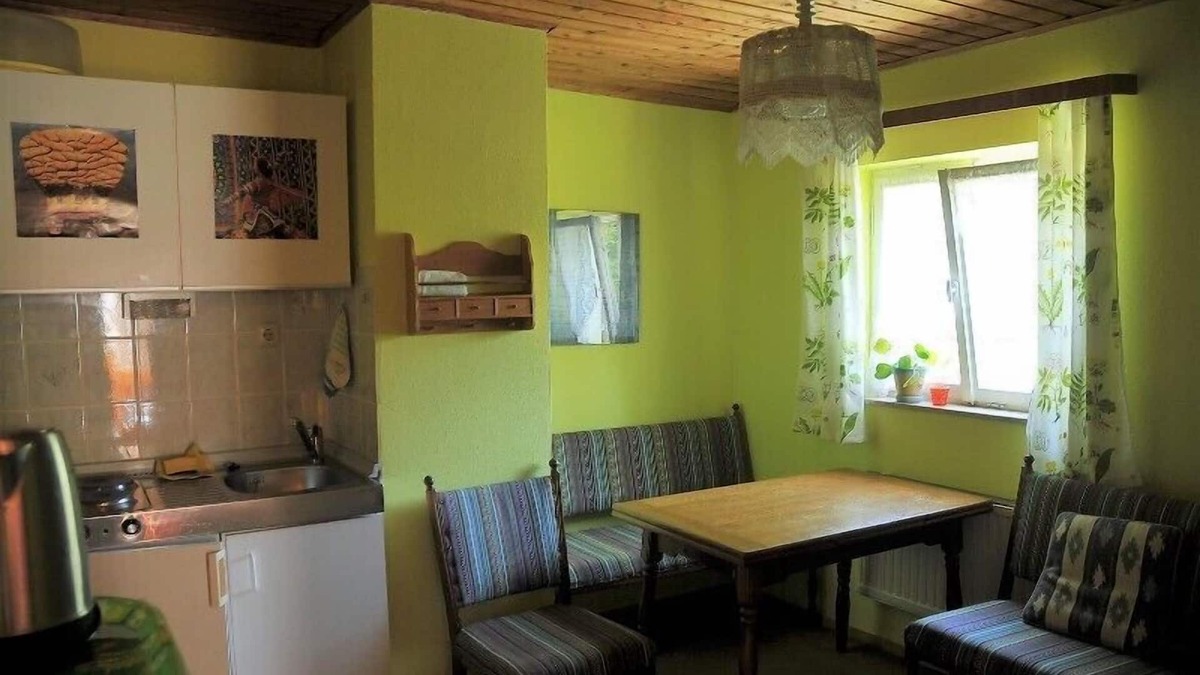 Reit im Winkl Apartment | Apartment with a view of nature