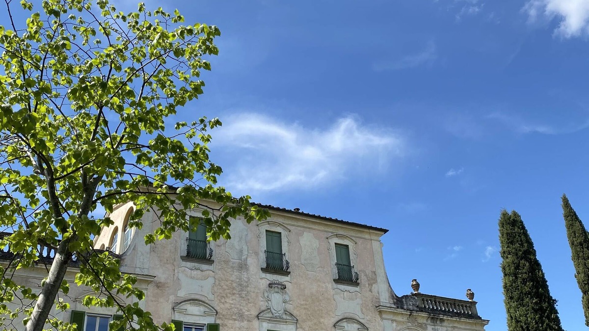 Cantagrillo Apartment | Apartment with access to pool in the annex of an 18th-century villa
