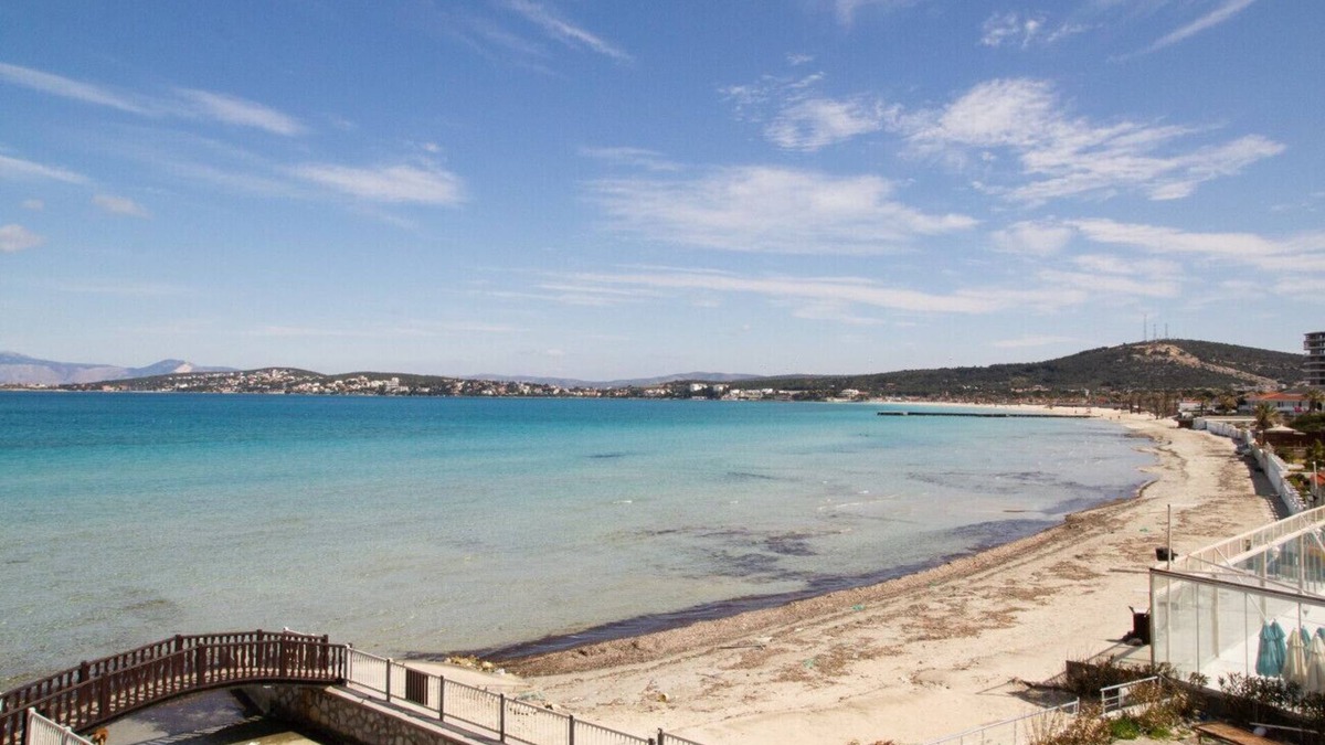 Ilica Apartment | Apartment with Amazing View near Beach in Cesme