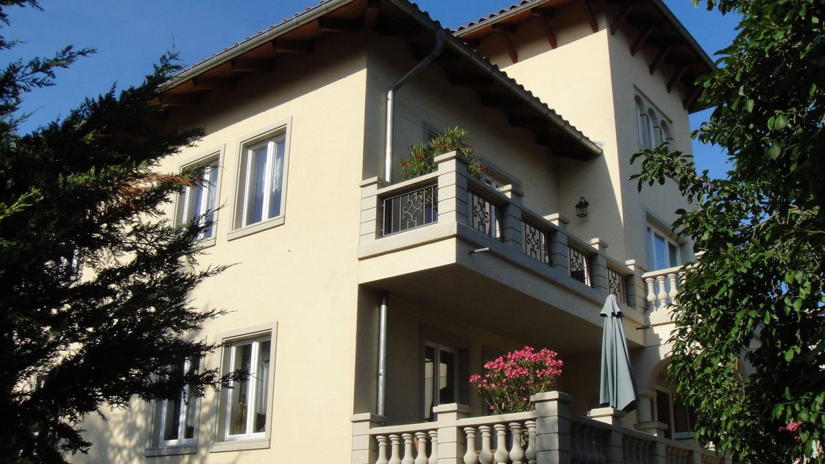 Wilkau-Haßlau Apartment | Apartment with balcony