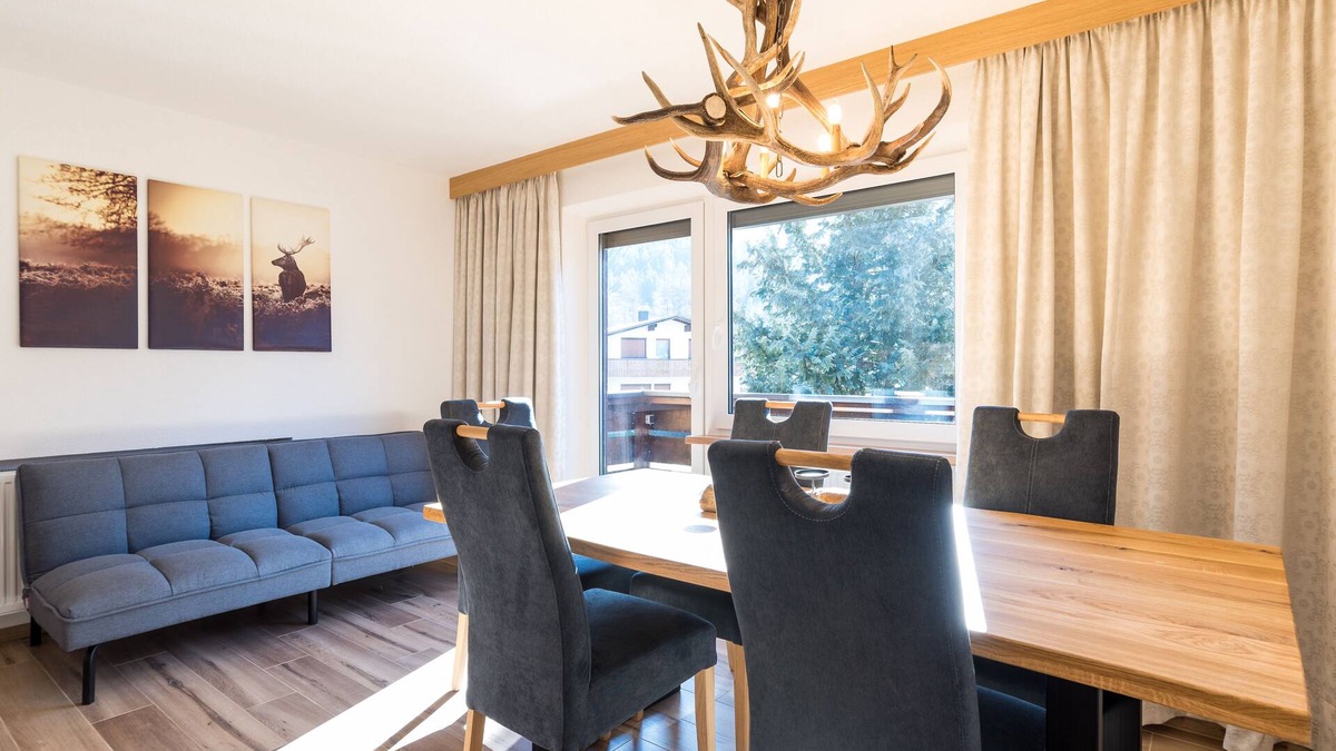 Oetz Apartment | Apartment with Balcony