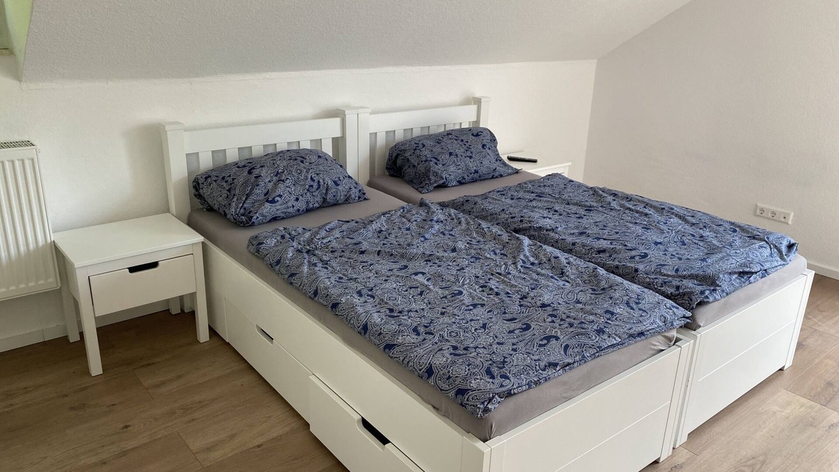 Wiesloch Apartment | Apartment with bedroom, kitchen and bathroom