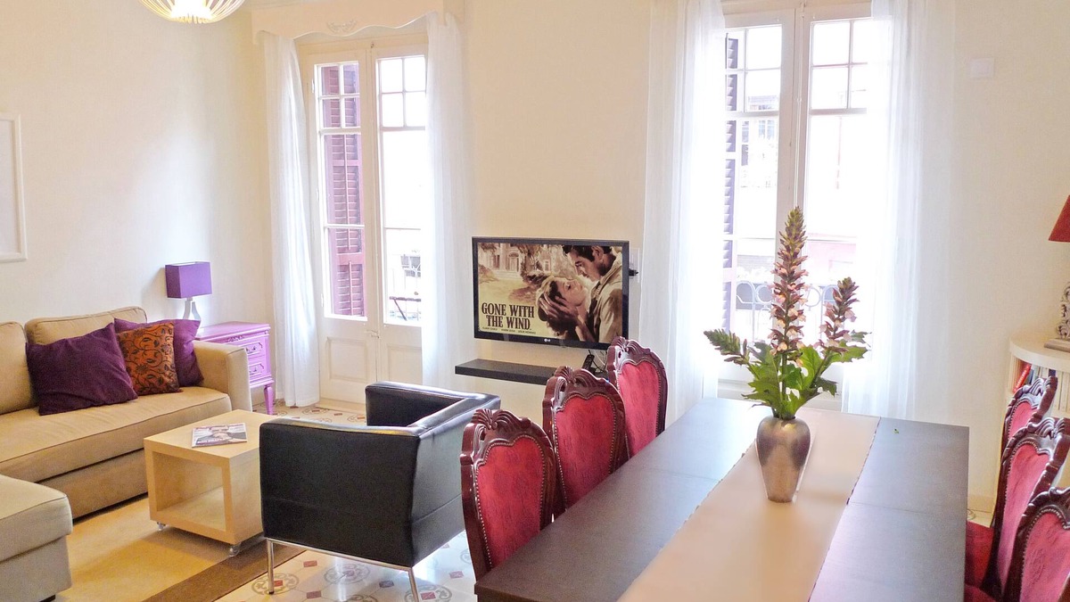 El Poble-sec Apartment | Apartment with character in the great neighborhood of Poble Sec