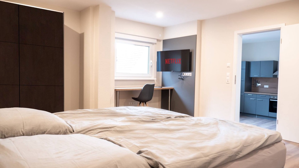 Neudorf Apartment | Apartment with kitchen and bathroom