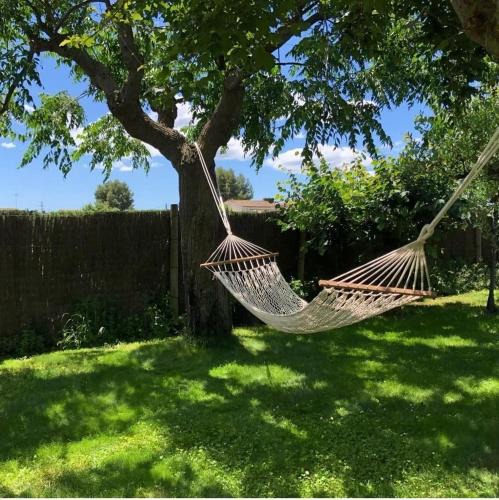 San Martin Sarroca Apartment | Apartment with private pool and garden