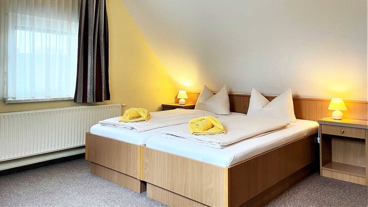 Lohsa Apartment | Apartment with extra bed for max. 4 people - Gasthof & Pension Zur Friedenseiche (Pension)