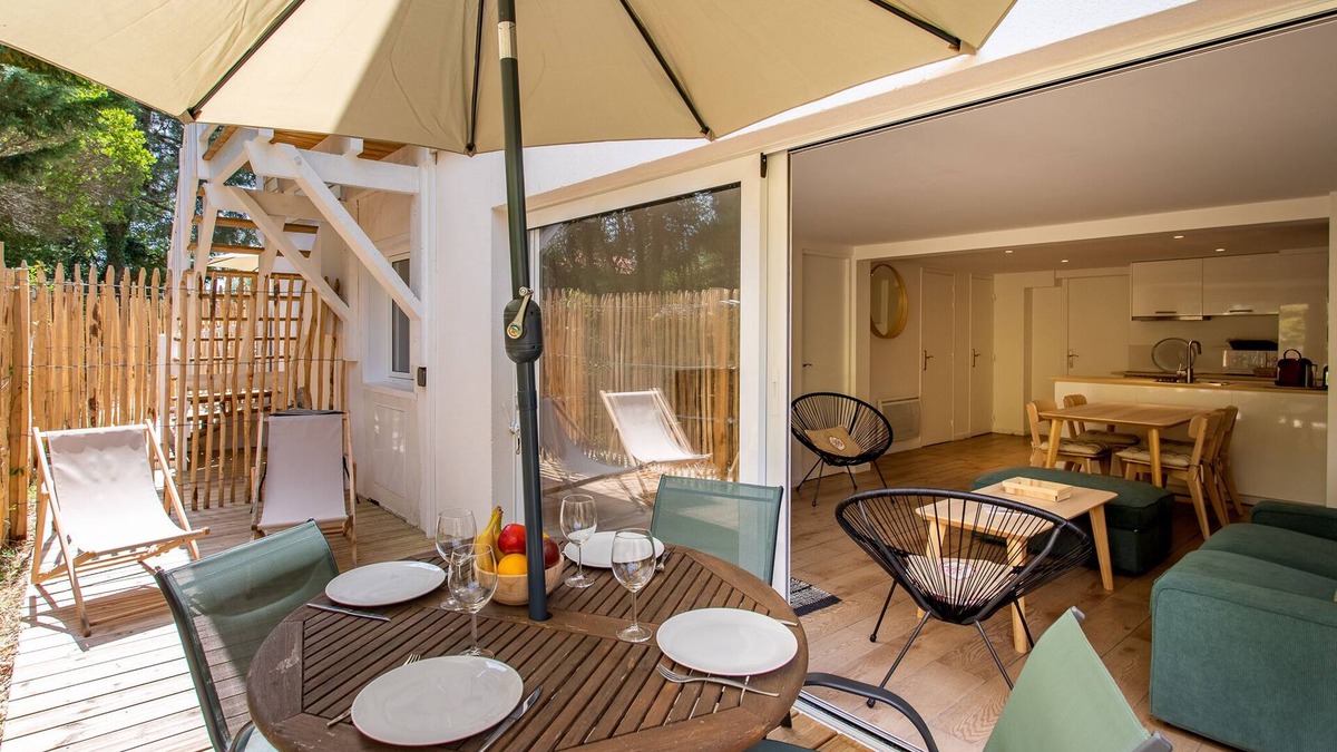 Le Canon Apartment | Apartment with terrace, 2 minutes walk from the beach