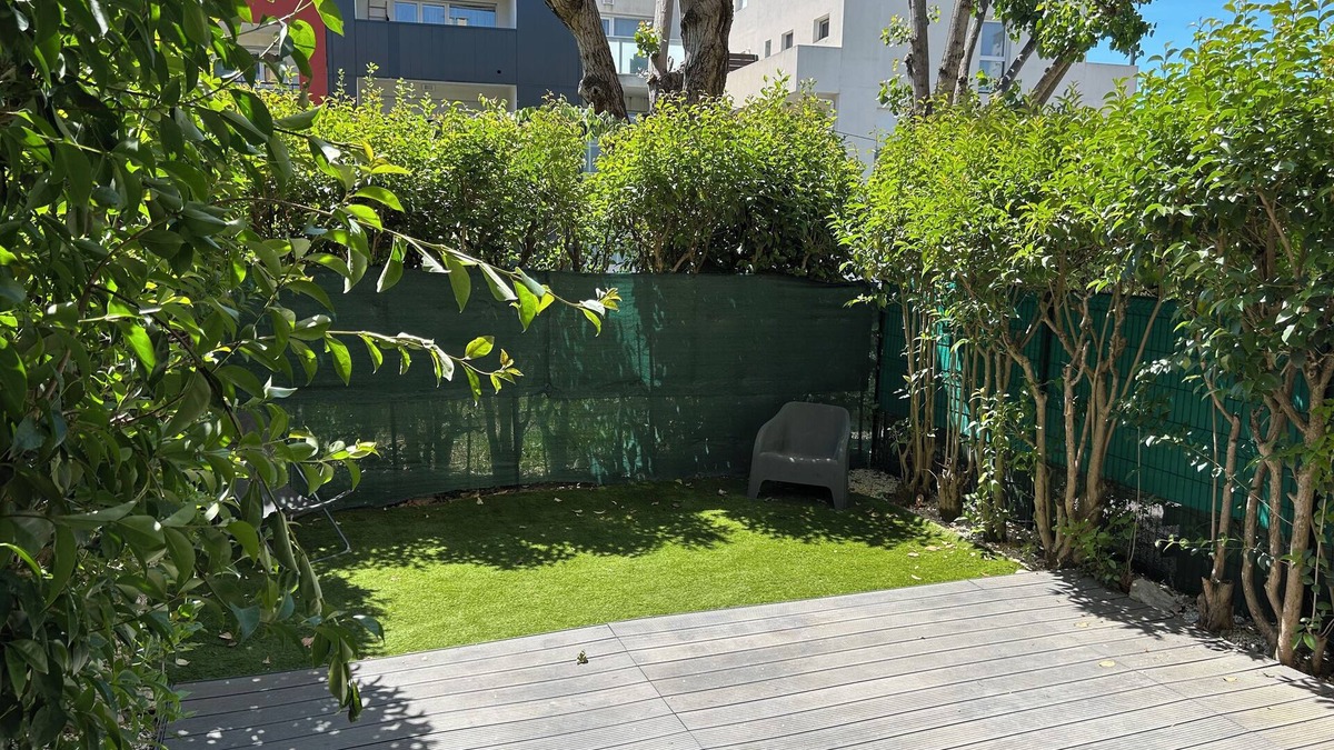 Castelnau-le-Lez Apartment | Apartment with garden and jacuzzi!