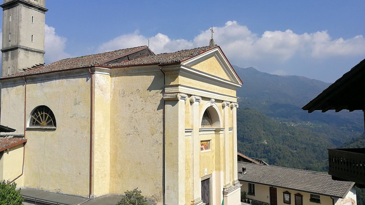 Bracca House | Apartment with garden in the mountains: Raffaella's house in Bracca (BG)