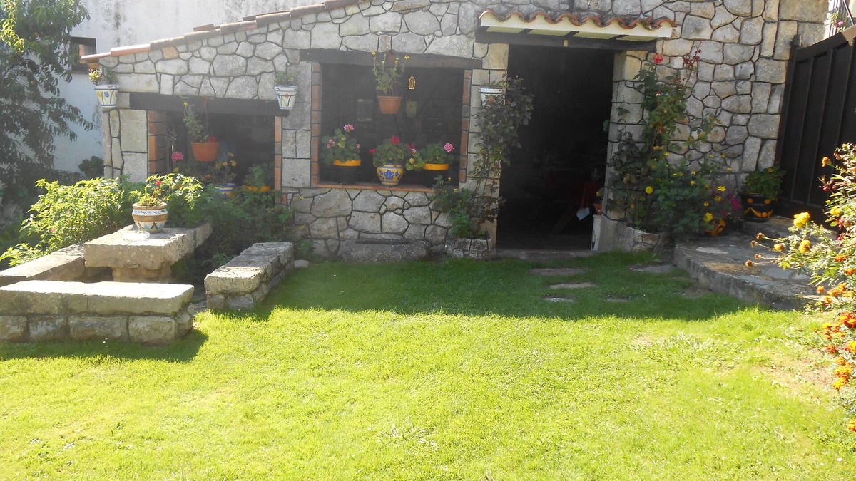 Celorio Apartment | Apartment with garden Carolina II 1st floor