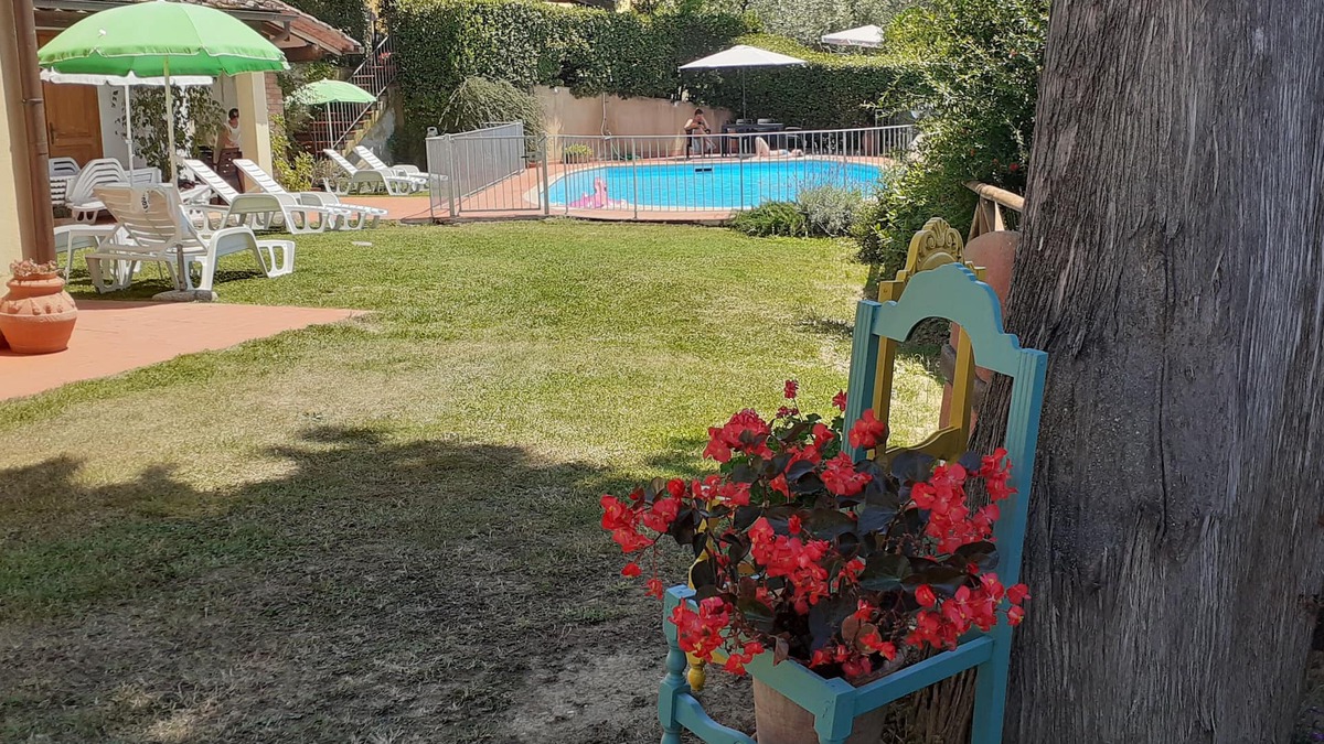 Gambassi Terme Apartment | APARTMENT WITH WINDOWS VIEW ON THE POOL AND ON THE WONDERFUL TUSCAN COUNTRYSIDE