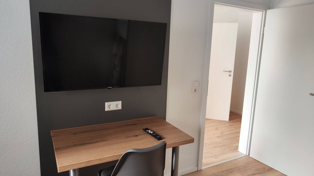Leimen Apartment | Apartment with kitchen, bathroom and 2 bedrooms