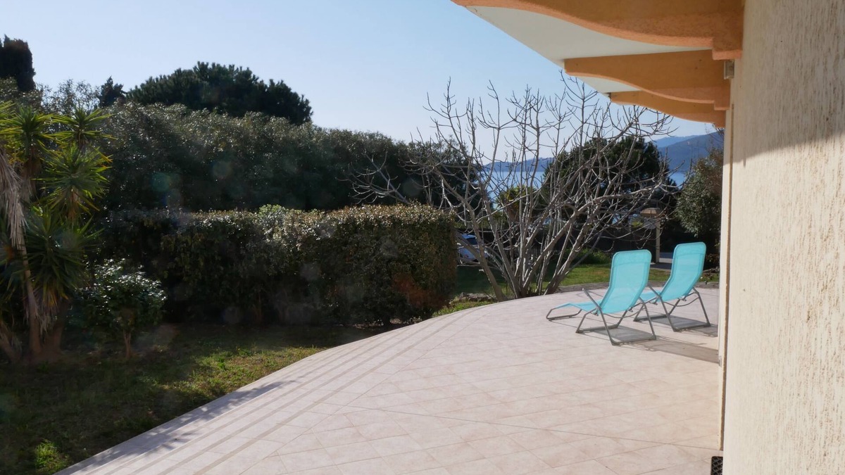 Sagone Apartment | Apartment with large outdoor space 300m from the beach - Sagone