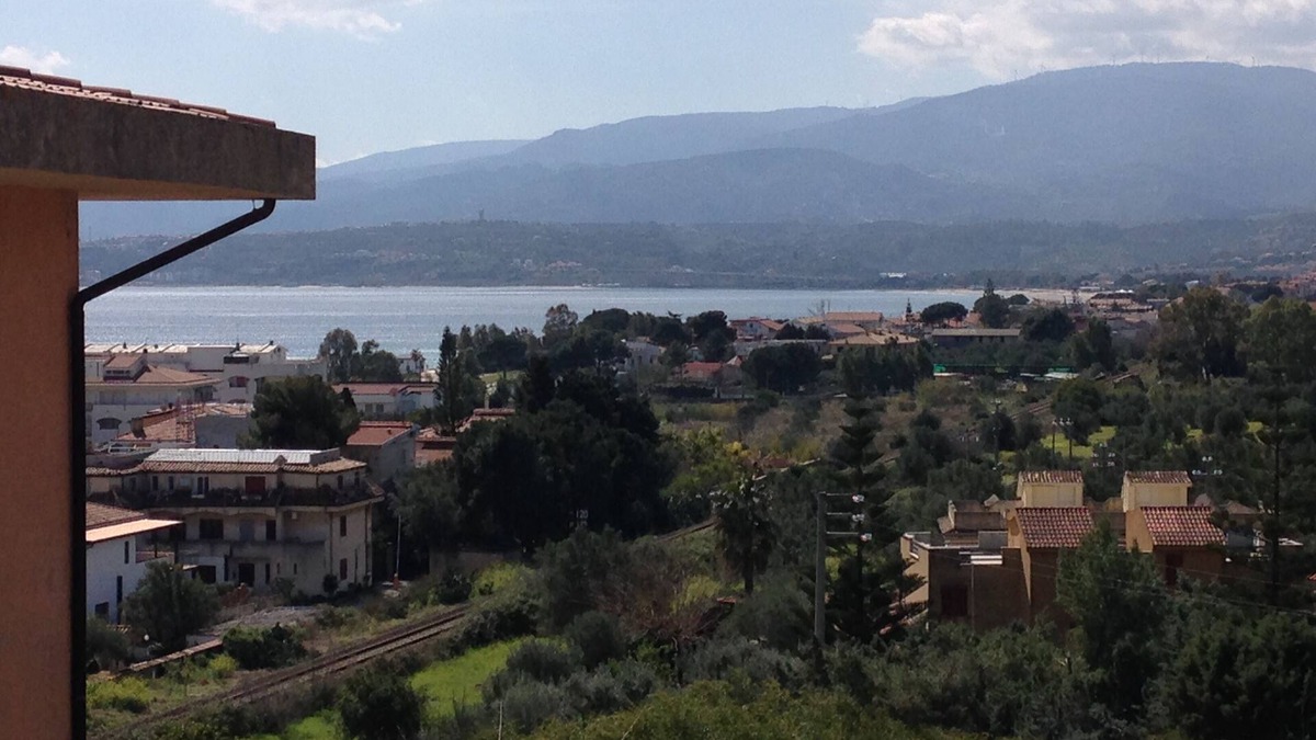 Calalunga-Pietragrande House | Apartment with panoramic veranda near the Pietragrande cliff