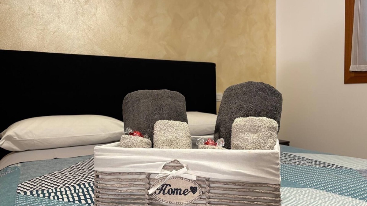Ponte di Brenta Apartment | APARTMENT WITH PARKING SPACE. IDEAL FOR FAMILIES. CONVENIENT FOR VENICE AND PADUA