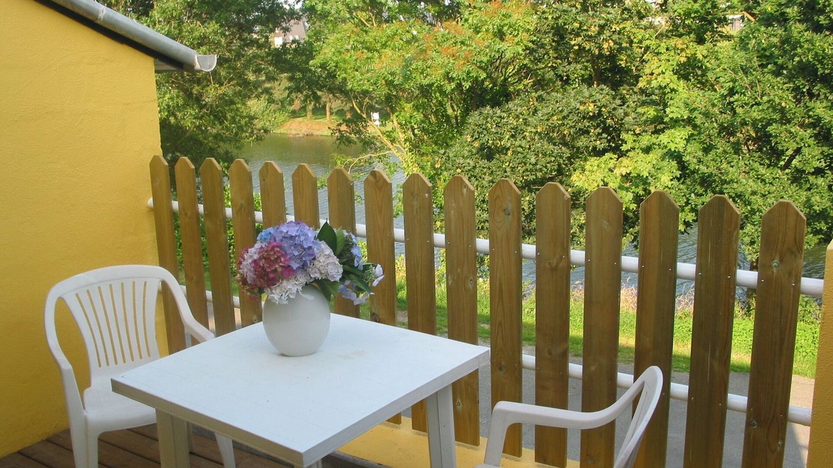 Saint-Brieuc Apartment | Apartment with perfect location to visit Brittany, hiking .