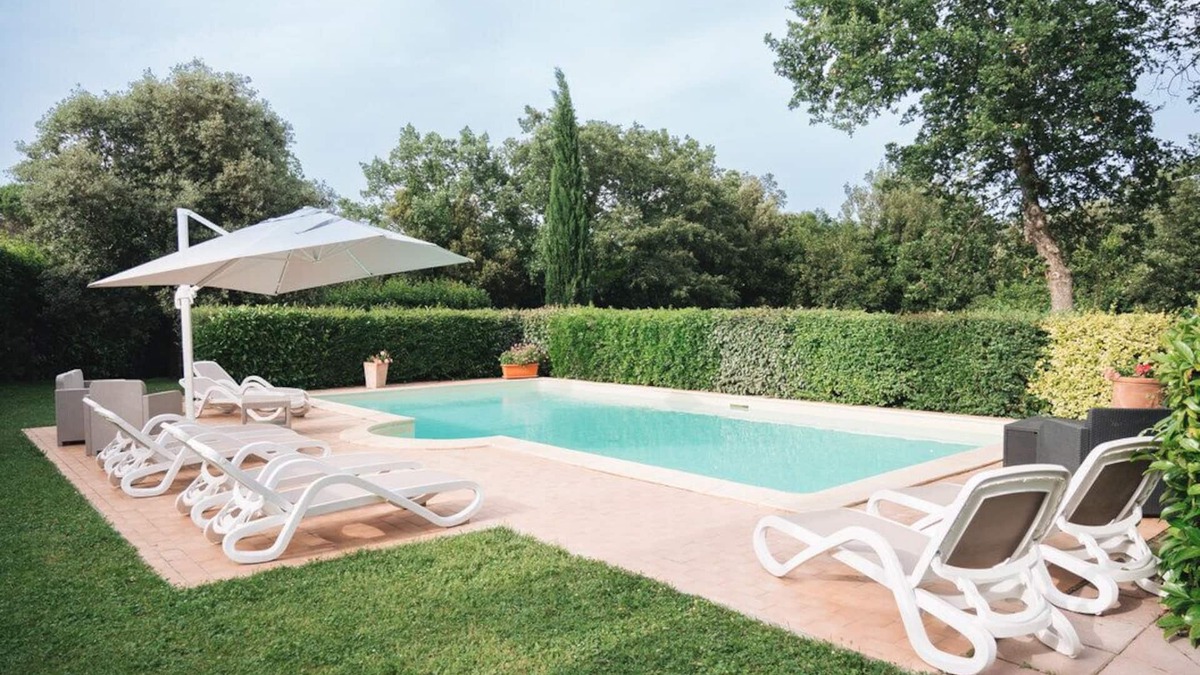 Montemassi House | Apartment with Pool near Massa Marittima in Maremma Tuscany