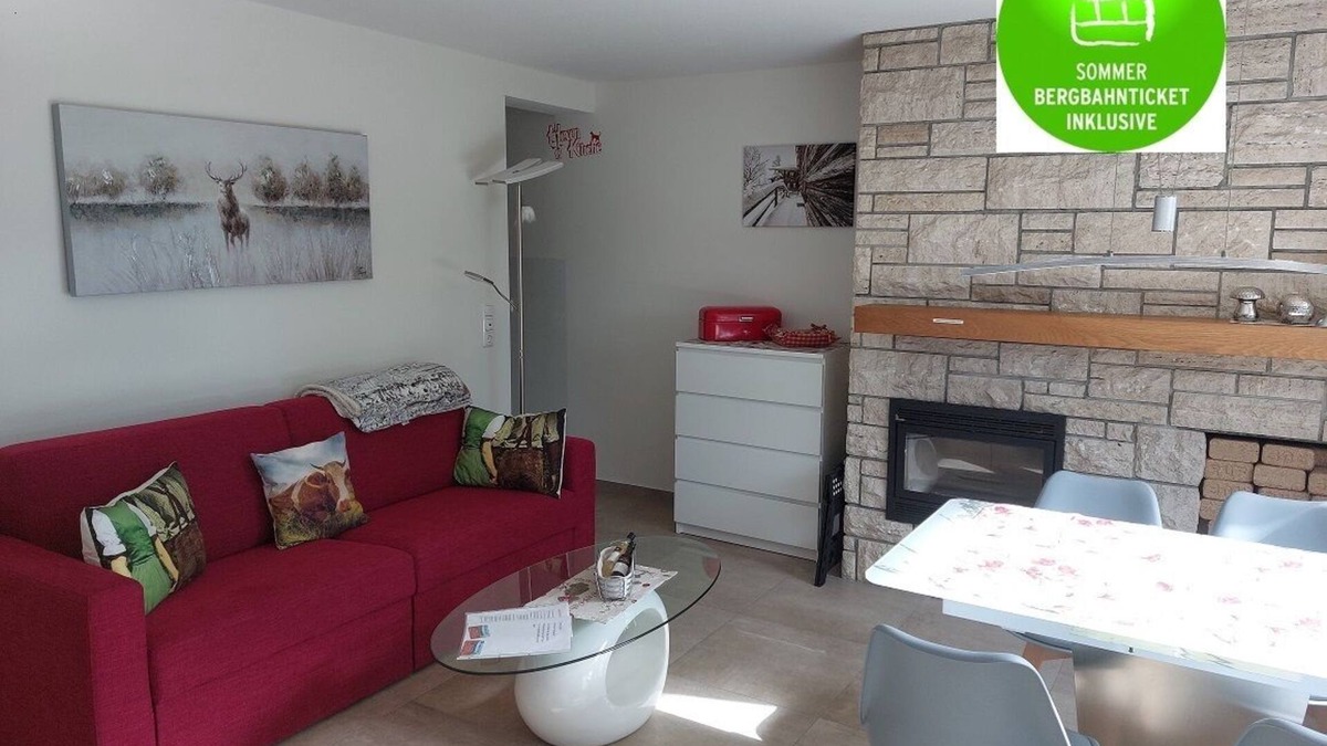 Rappele Apartment | Apartment with pool, parking space, south-facing balcony, sauna, from May-Oct. Mountain railway ticket incl.