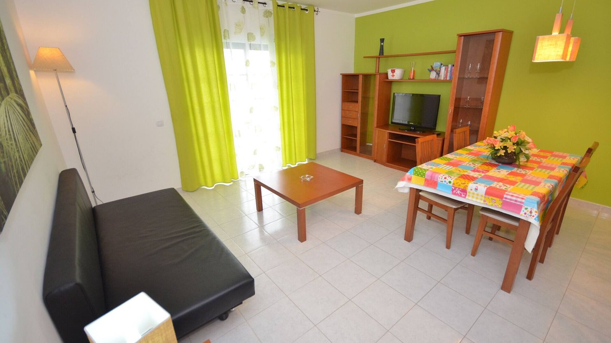 The Strip Condo | Apartment with pool + WIFI and close to the beach - V