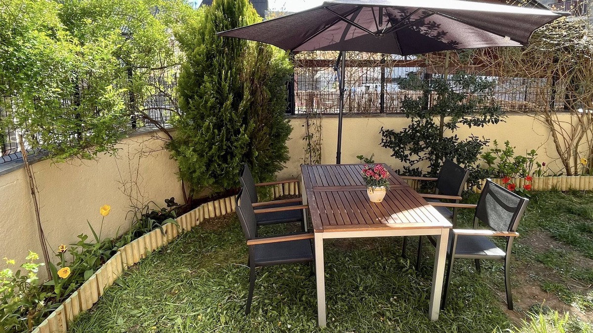 Villanua Apartment | Apartment with private garden