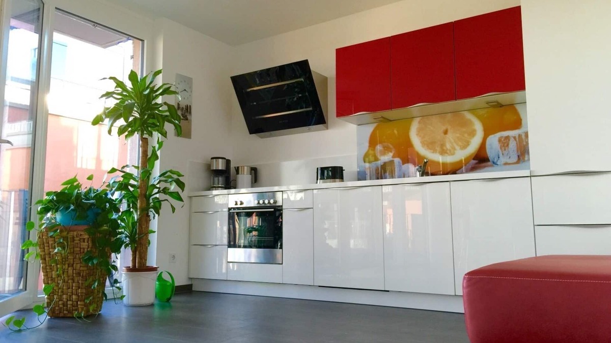 Petershausen-West Apartment | Apartment with Rhine view, 125 sqm, 4 rooms, designer furnishings