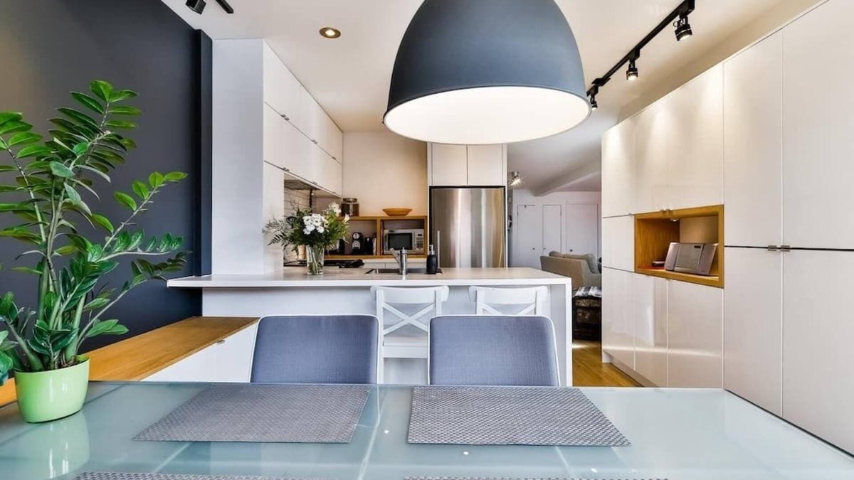De Lorimier Apartment | Apartment with roof terrace, in the heart of the Plateau!