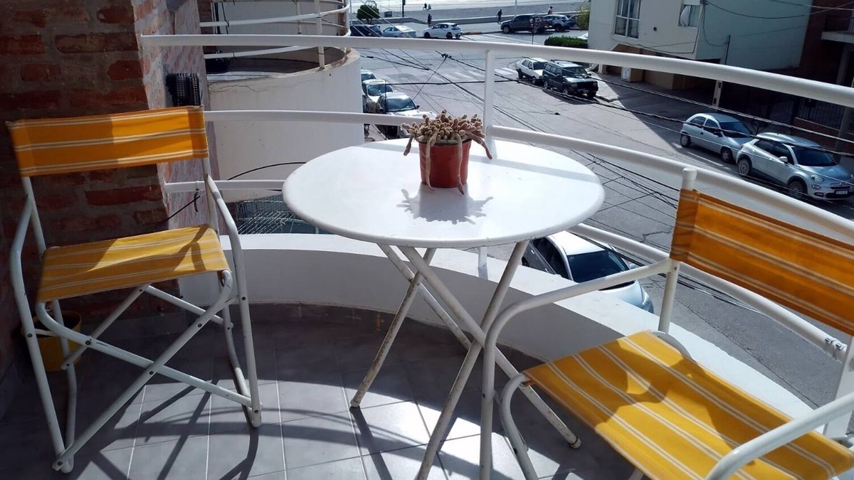 Puerto Madryn Apartment | Apartment with sea view. Pet friendly.