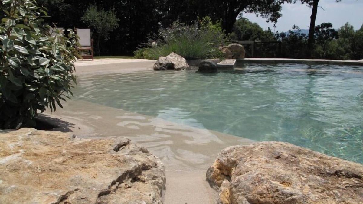 Gambassi Terme Apartment | Apartment with small terrace in ancient village with pool near san Gimignano