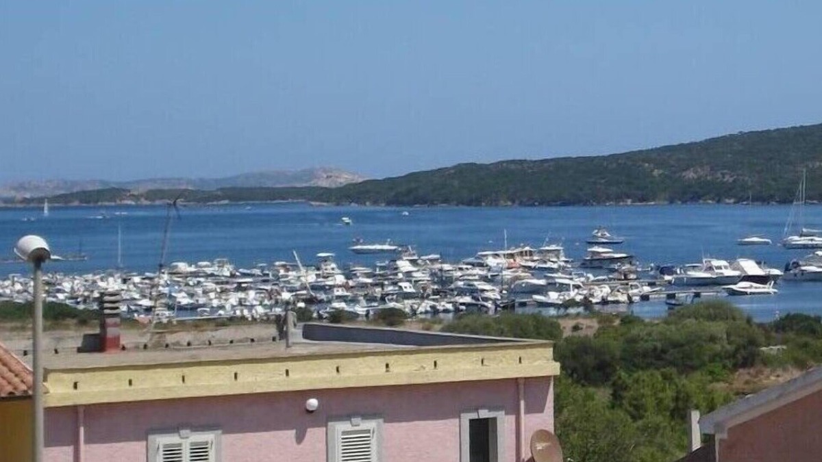 Porto Pozzo Apartment | Apartment with sea views, ideal for 6 people, 4 top beaches, shopping on foot