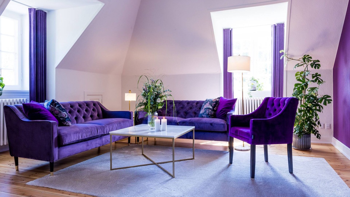 Augustenborg Apartment | Apartment with small balcony, beautiful views of park and castle