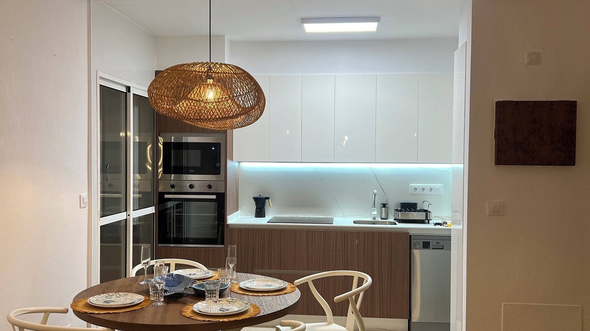 Los Geraeos Apartment | Apartment with swimming pool, paddle court, terrace and wifi (pet friendly)