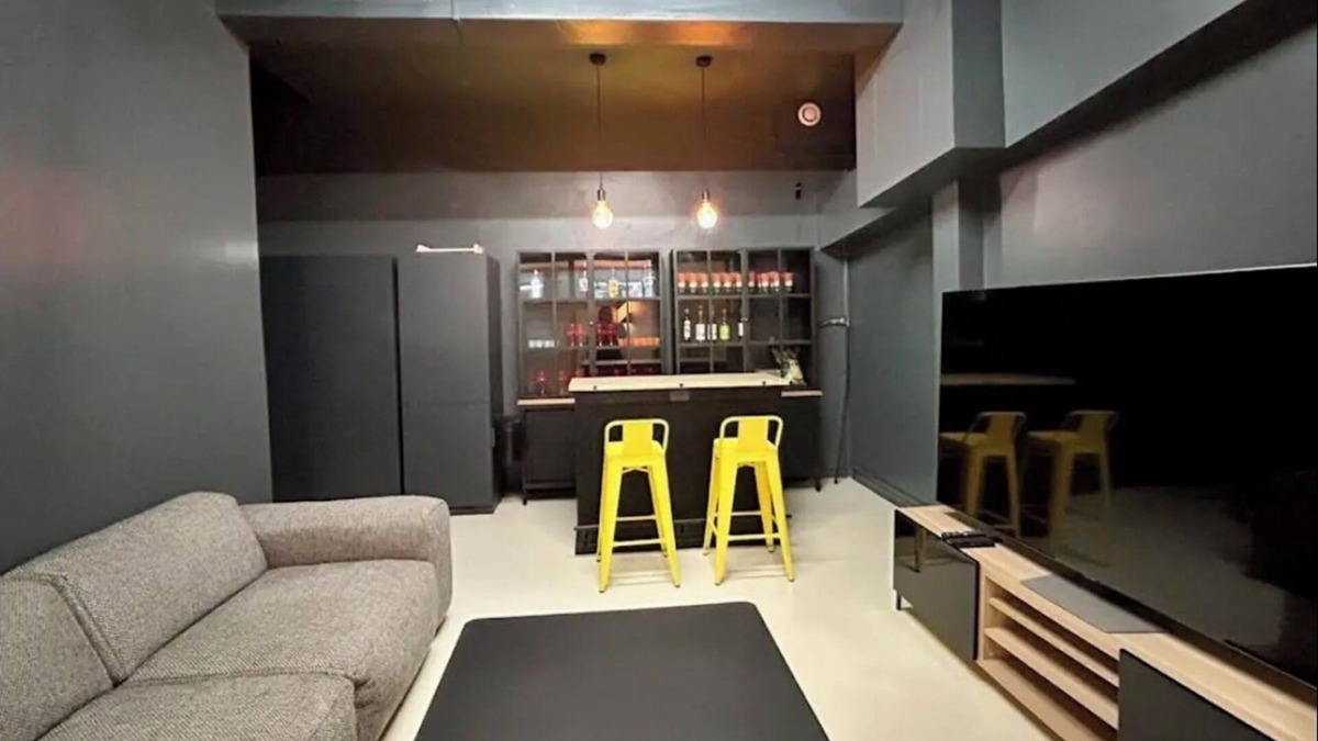 Quartier de la Goutte-d'Or Apartment | Apartment with terrace in the center of Paris