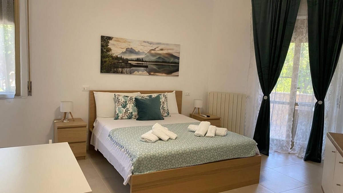 Pisa Apartment | Apartment with two rooms, parking and terrace