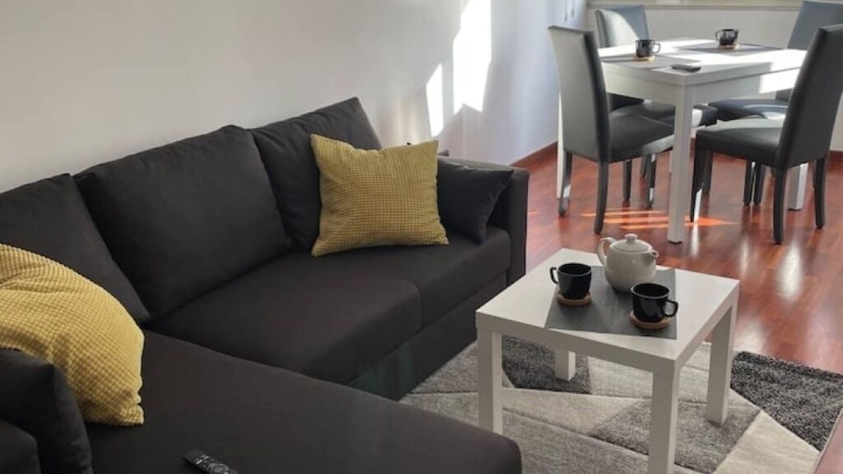 Volla Apartment | Apartment with WI FI and Netflix Your second House