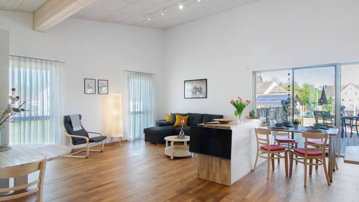 Otterswang Apartment | Apartment 'Wohnung Ahorn' with Shared Terrace, Balcony and Wi-Fi