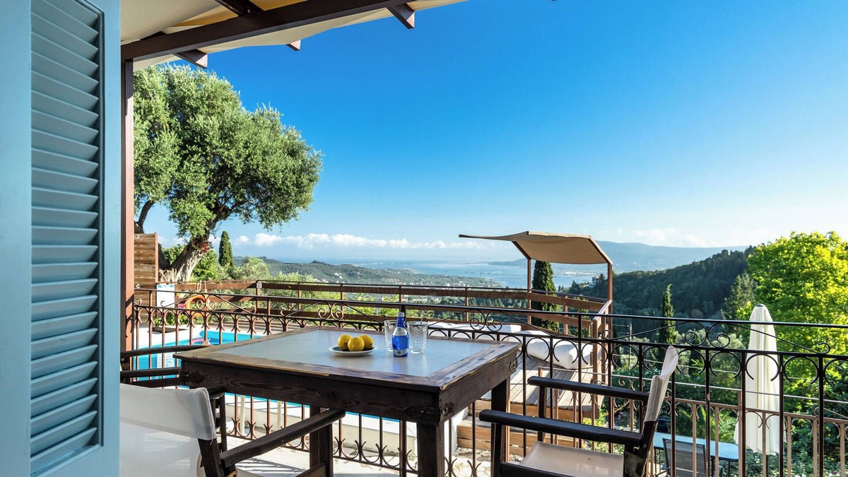 Katouna Apartment | Apartment 'Yakinthos' with Sea View, Wi-Fi and Air Conditioning