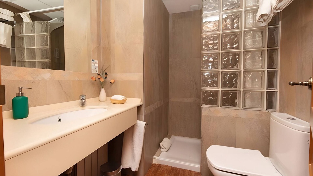 Daroca Apartment | Apartment 'Zayda' with Balcony, Wi-Fi and Air Conditioning