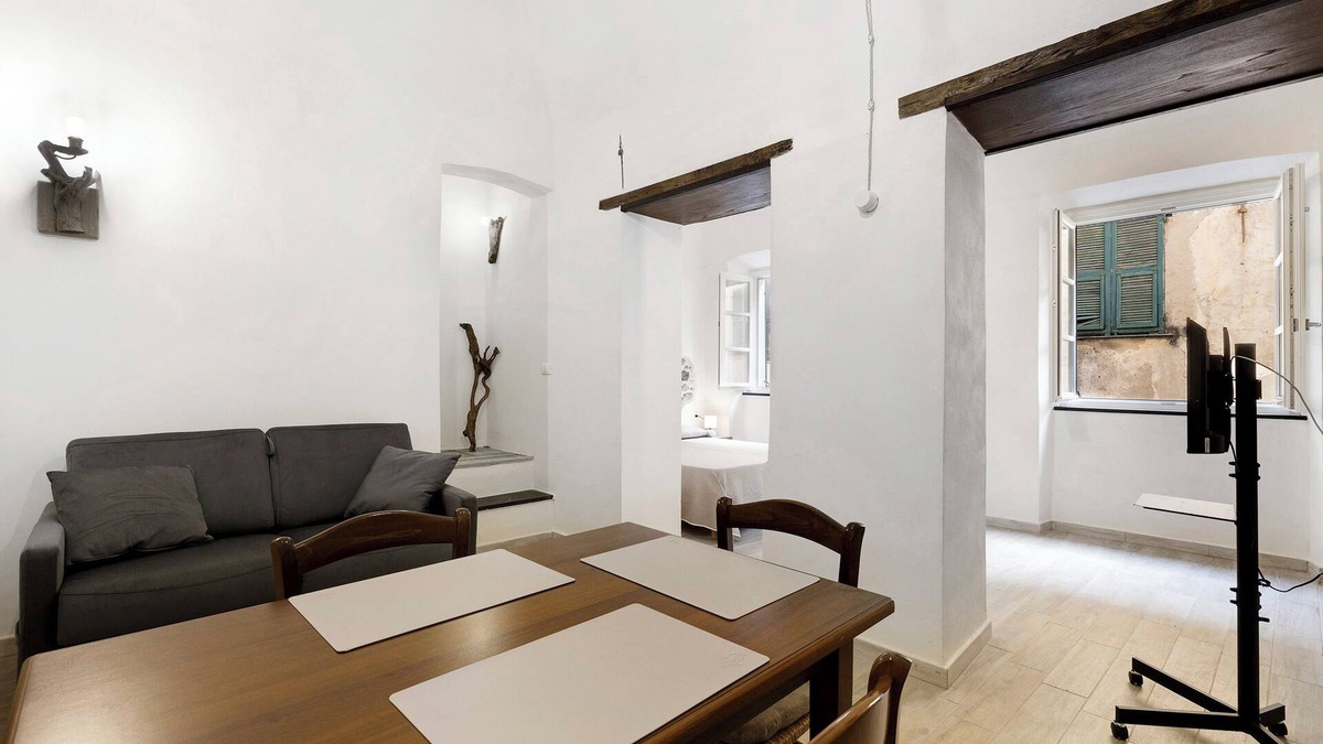 Zuccarello Apartment | Apartment 'Zia Lina 1' with Mountain View, Wi-Fi and Air Conditioning