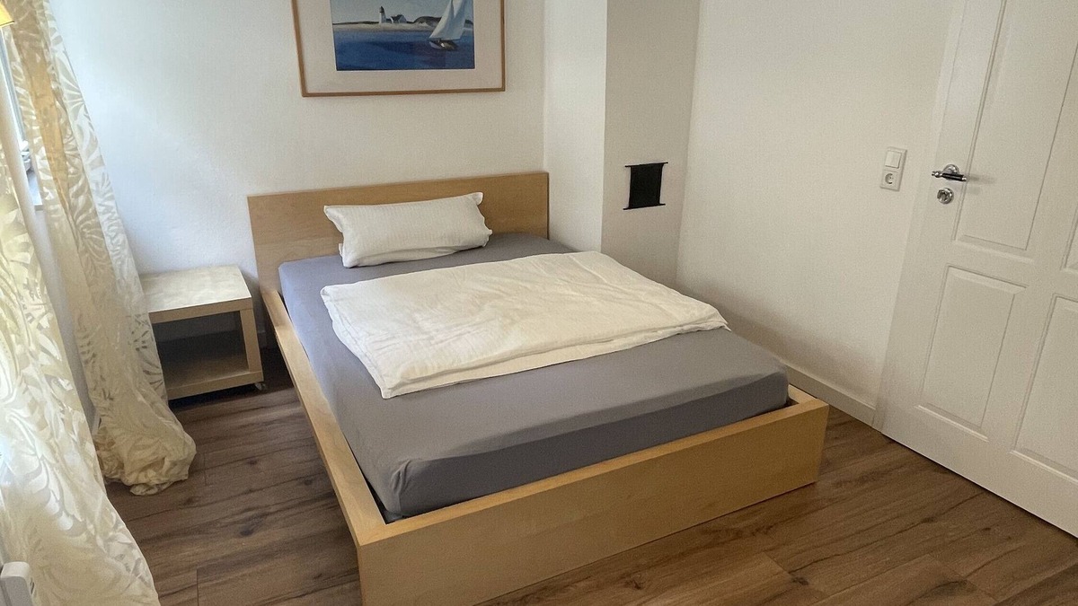 Ortenberg Apartment | Apartment 'Zimmer 2' with Shared Garden and Wi-Fi