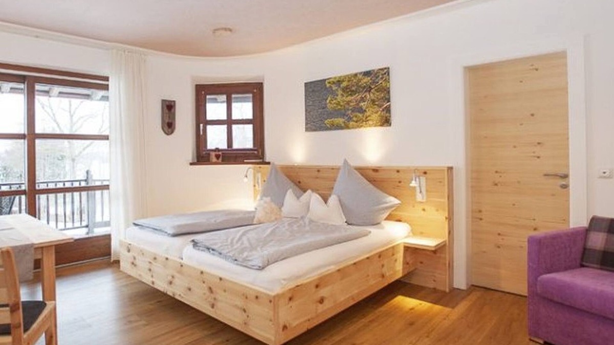 Seehausen am Staffelsee Apartment | Apartment Zirben Stubn with 32 square meters, 1 room apartment, max. for 4 persons