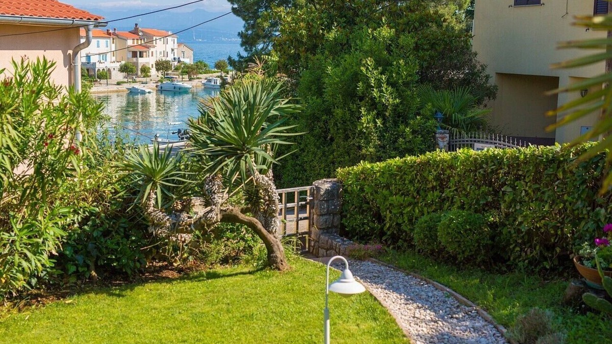 Porat Apartment | Apartment Zlendić very close to the sea
