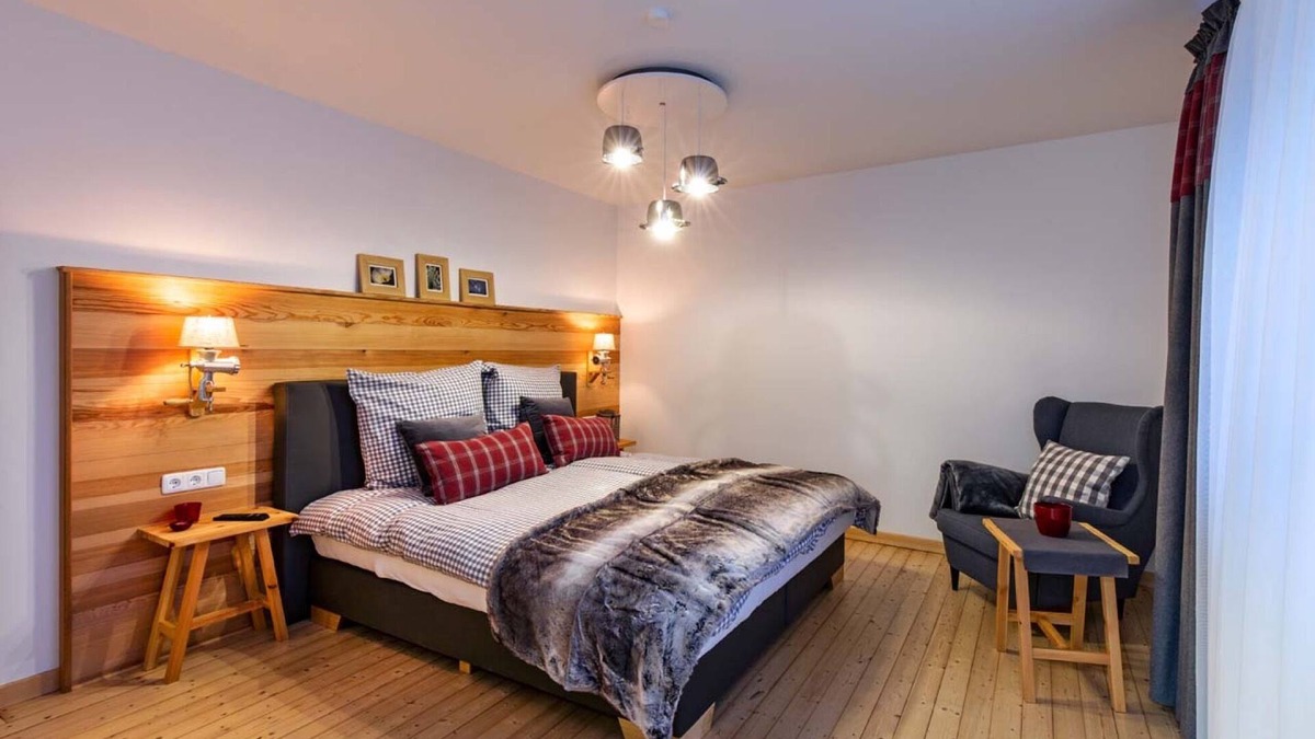 Hessisch Lichtenau Apartment | Apartment 'Zur Wurschtekammer' with Private Terrace and Wi-Fi