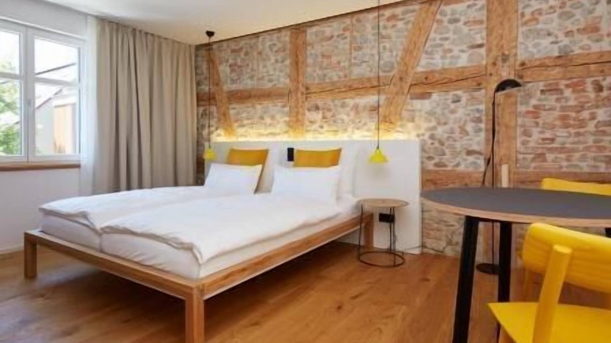Singen Apartment | Apartment zum Dorfplatz, 26qm, 1 Wohn-/Schlafzimmer, max. 2 Personen