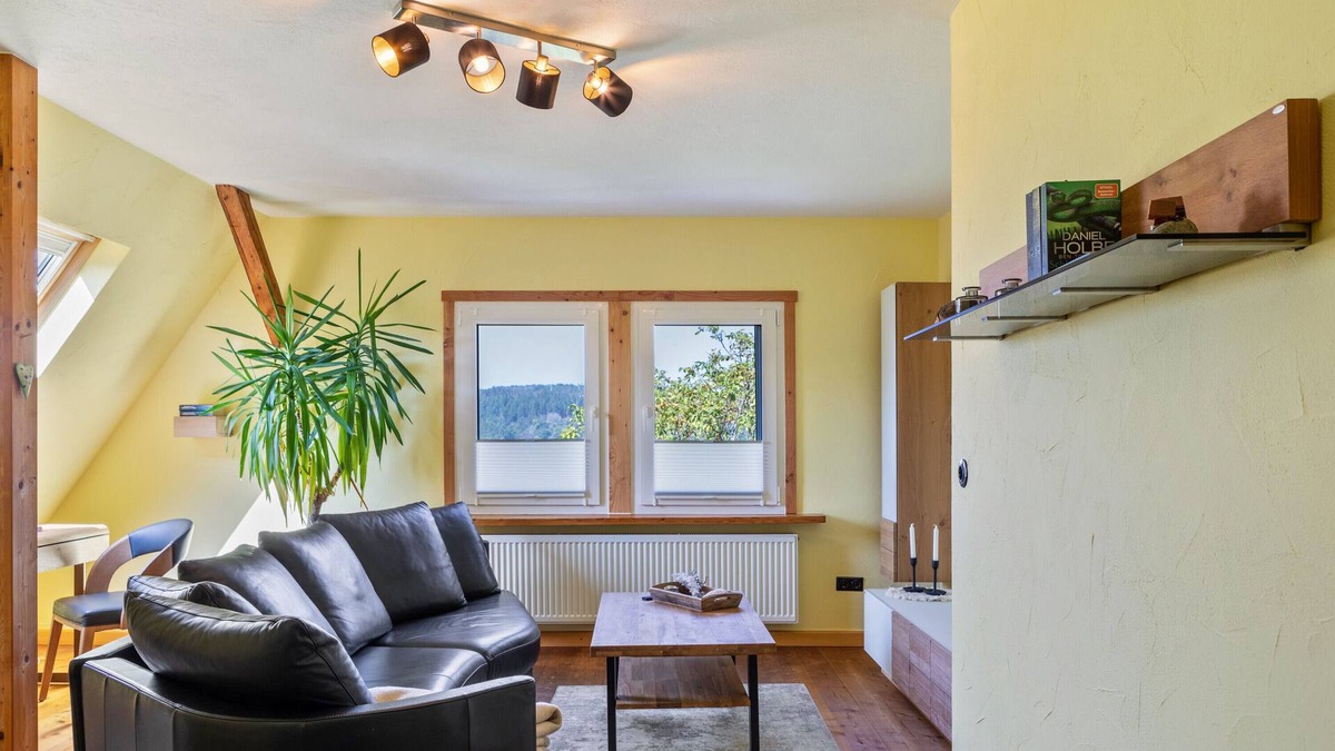 Ulrichstein Apartment | Apartment 'Zur Alten Post' with Mountain View, Shared Garden and Wi-Fi