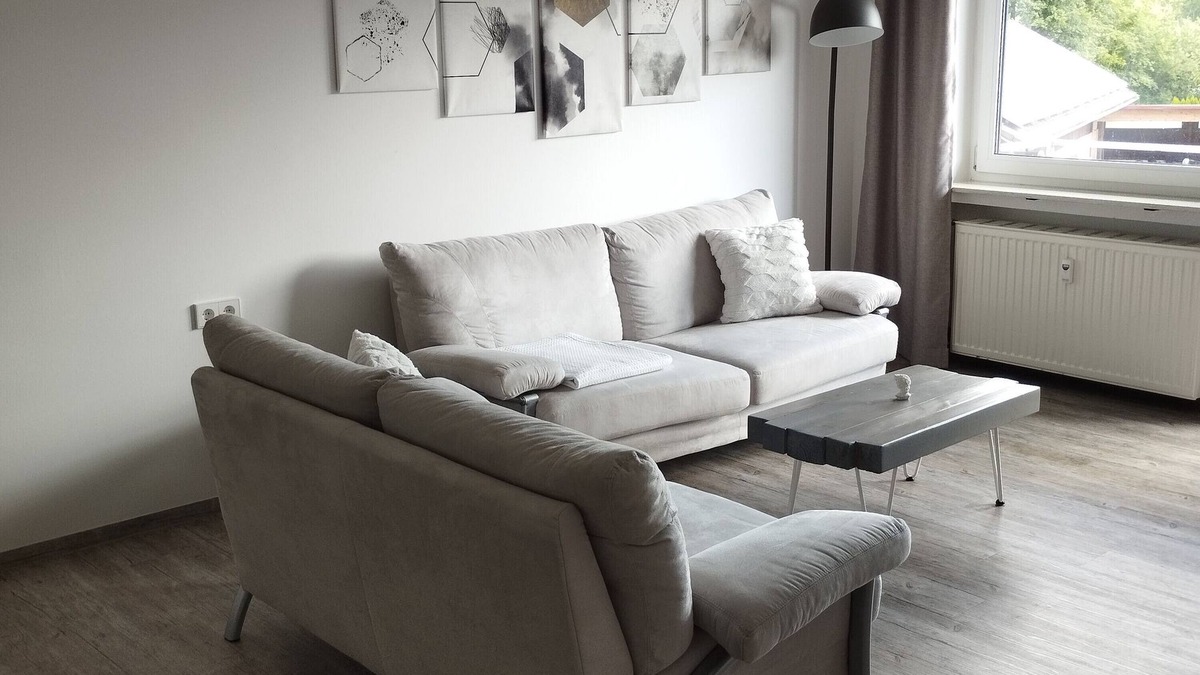 Oppenreute Apartment | Apartment 'Zur Dicken Berta' with Balcony and Wi-Fi