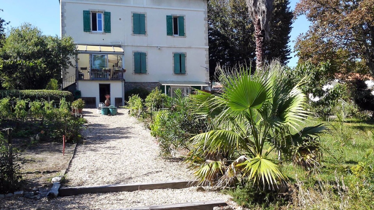 Anglet Apartment | apartments - 2 rooms - 3/4 persons
