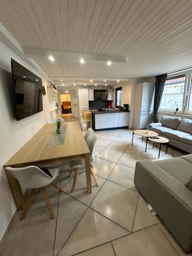 Neuwerk Apartment | Apartments am Flughafen Mönchengladbach MG60 bis MG62