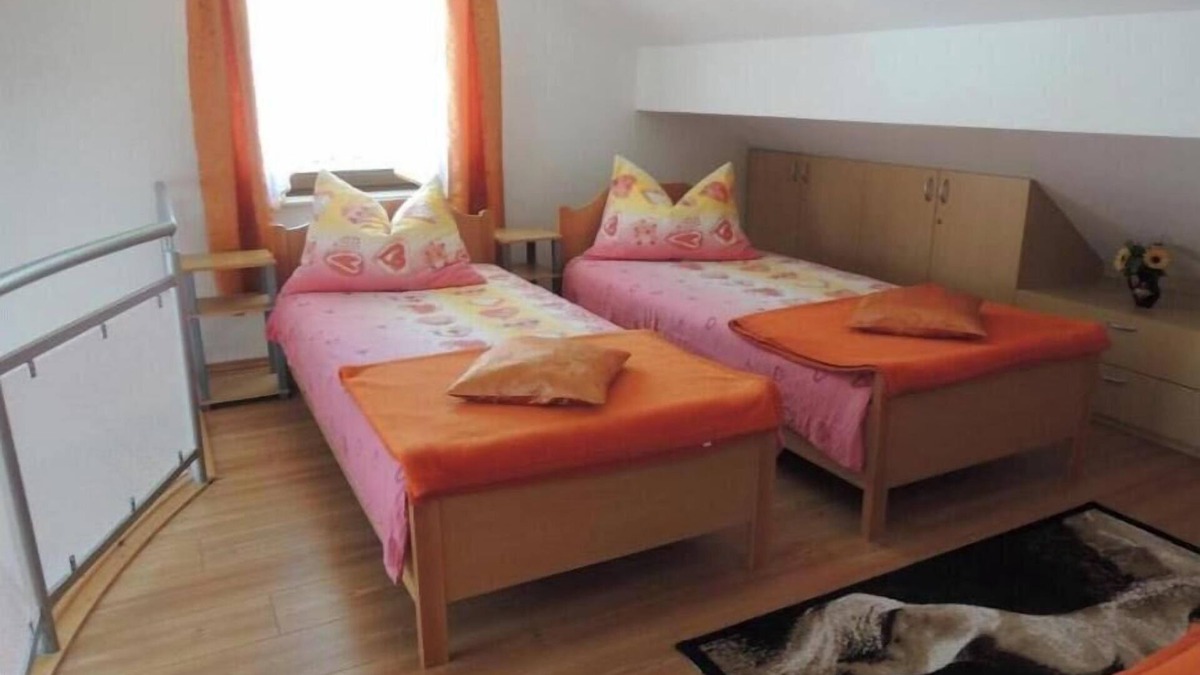 Zasip Apartment | Apartments and Rooms Tavcar 2-Bedroom Apartment & Budget Double Room