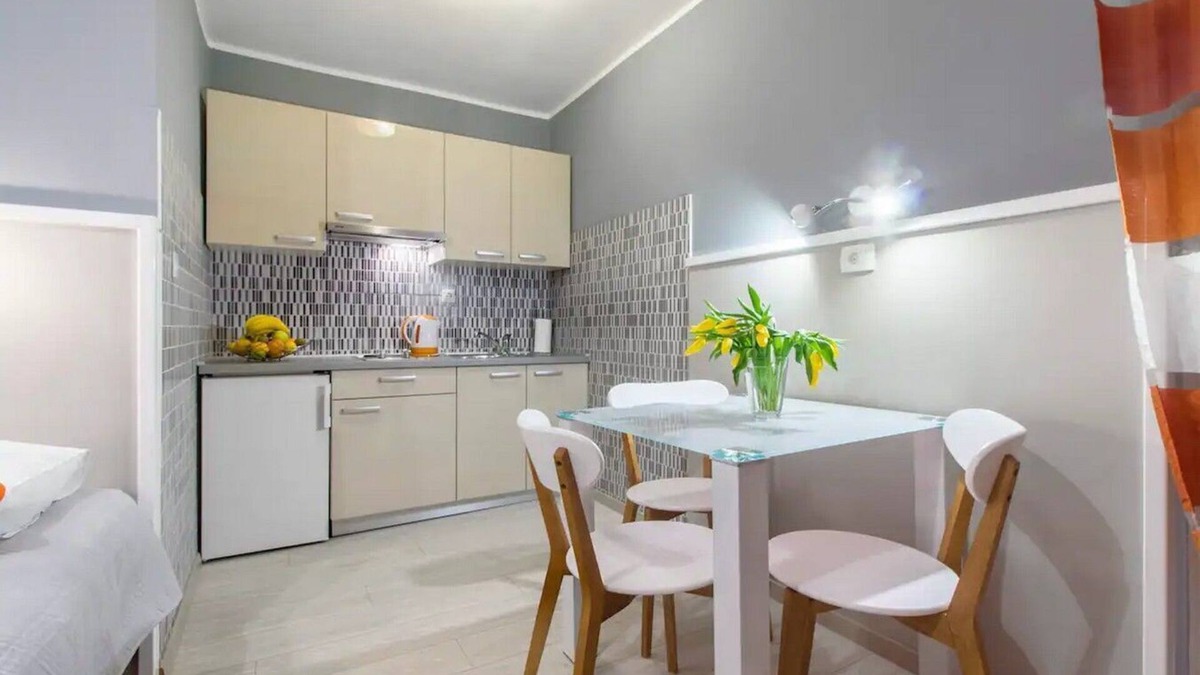 Bicine Apartment | Apartments and Rooms Villa Marija (99551-A3) - Skradin